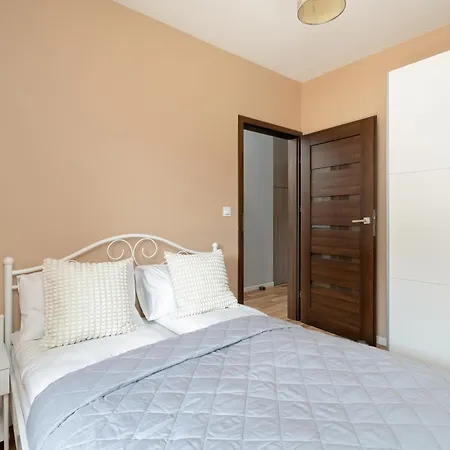 Апартаменти Centrum Miasta Parking By Rent Like